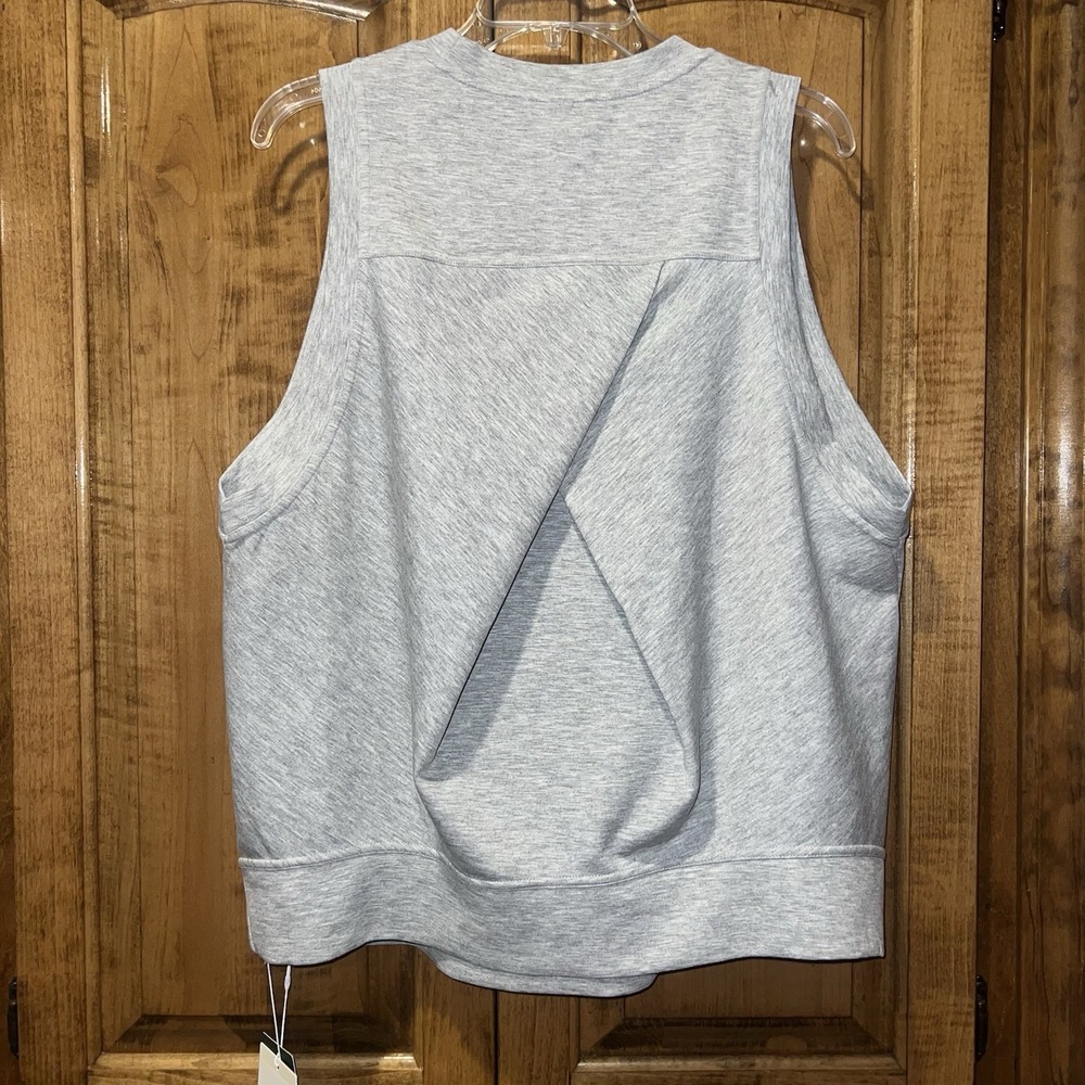 NWT HALARA Round Neck‎ Pocket Casual Tank Top Fog Gray Medium Athletic Women's - Picture 5 of 13